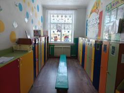 приемная средней группы